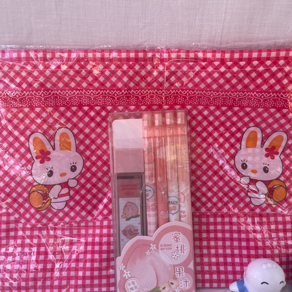 Gift Bundle - Picture 7 of 8